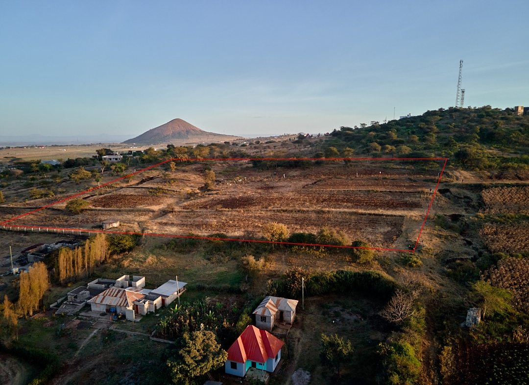 2.25-Acre Hilltop Plot for Sale in AFCON City